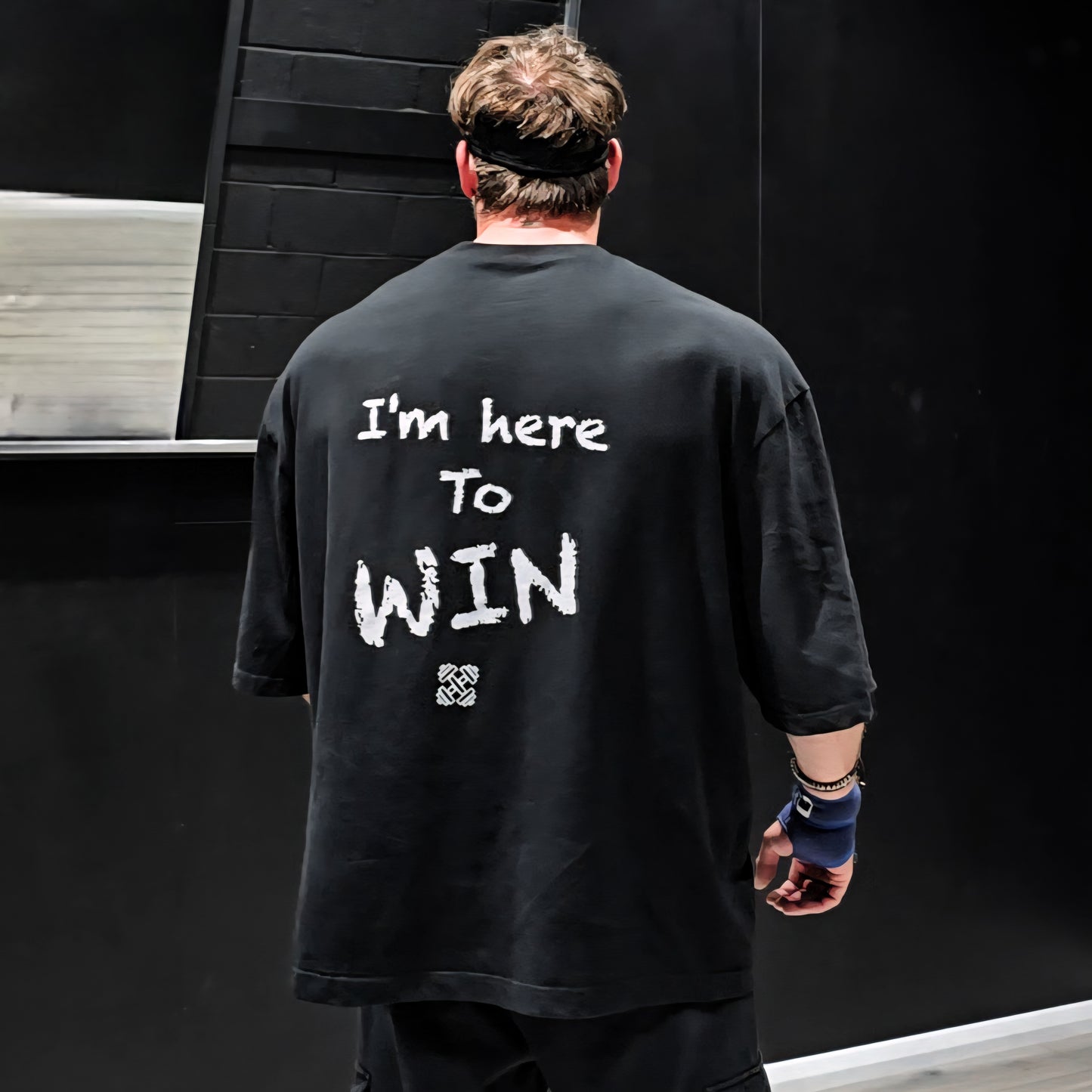Im here to win tee
