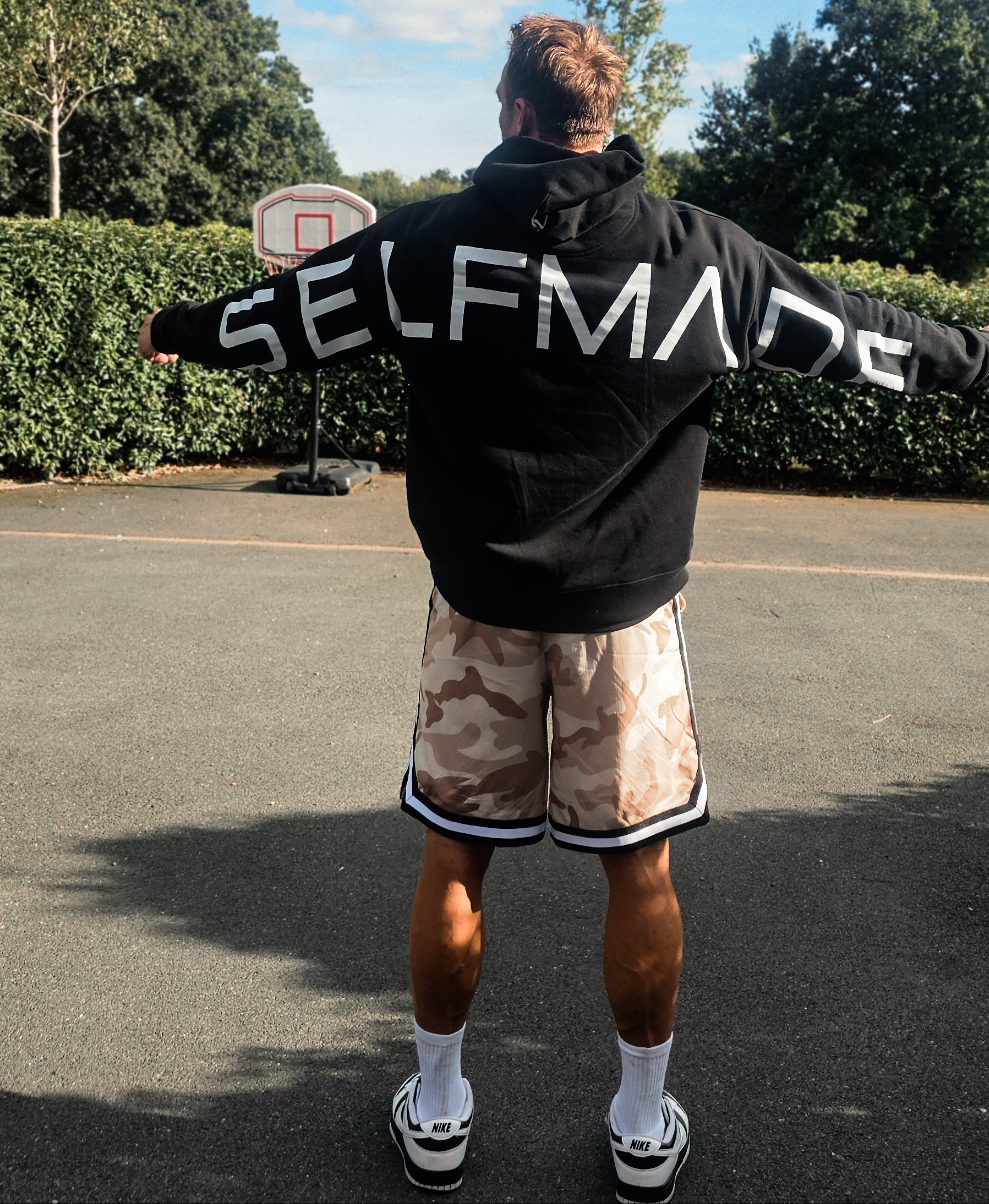 STATUS HOODIE
