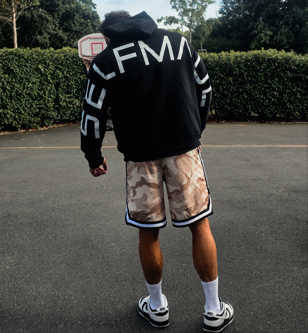 STATUS HOODIE