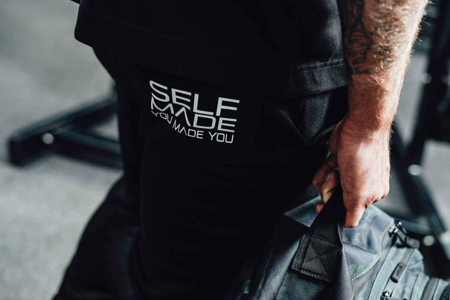 TRIDRI Fitted Joggers