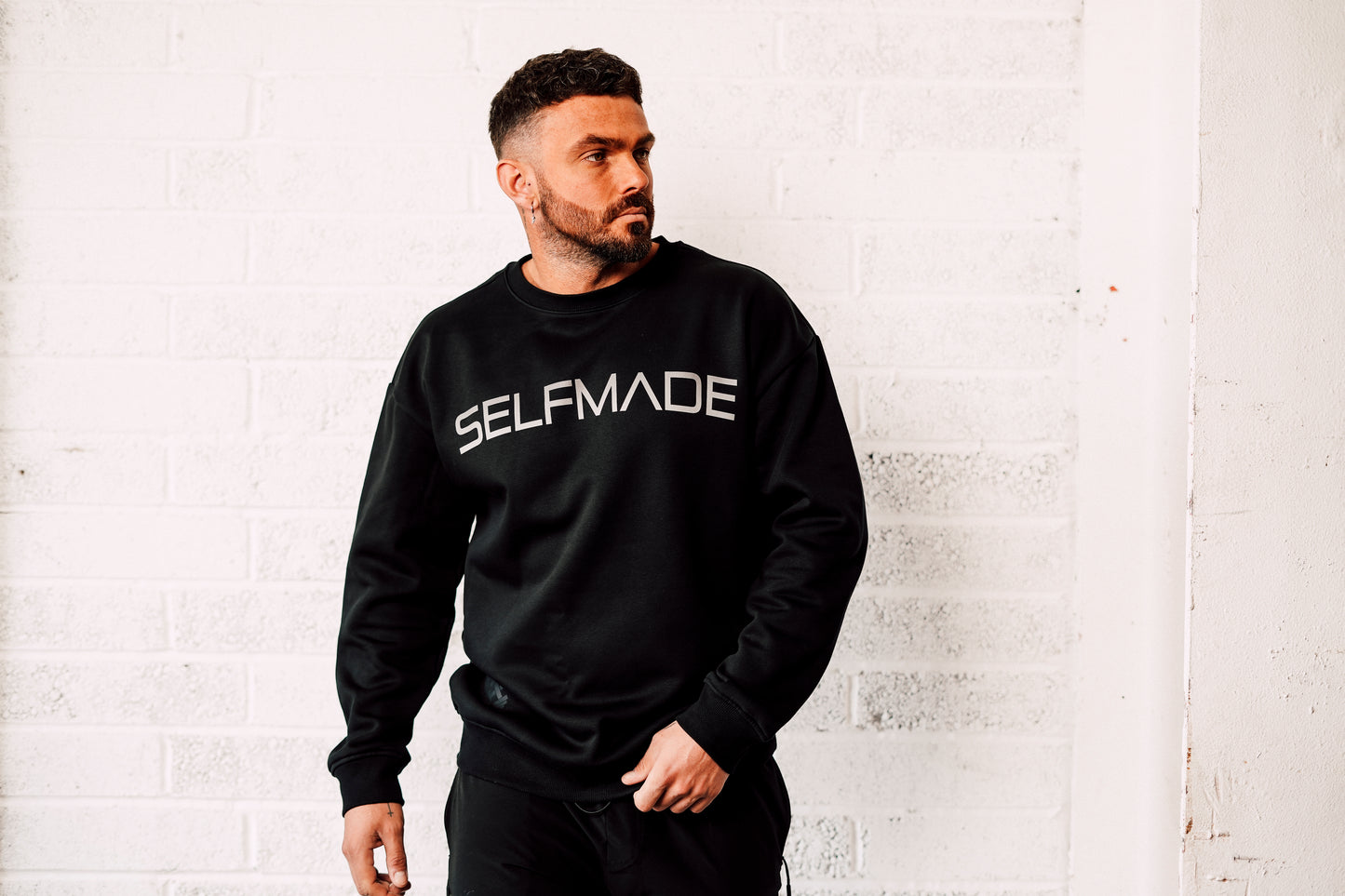 The selfmade chest Crew neck