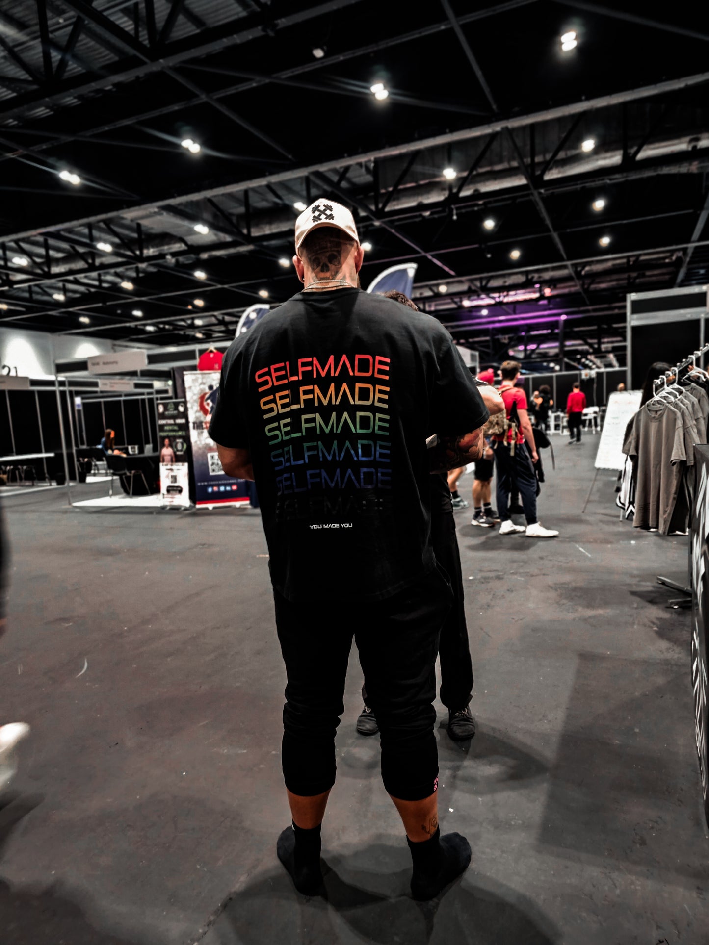 oversized colour fade